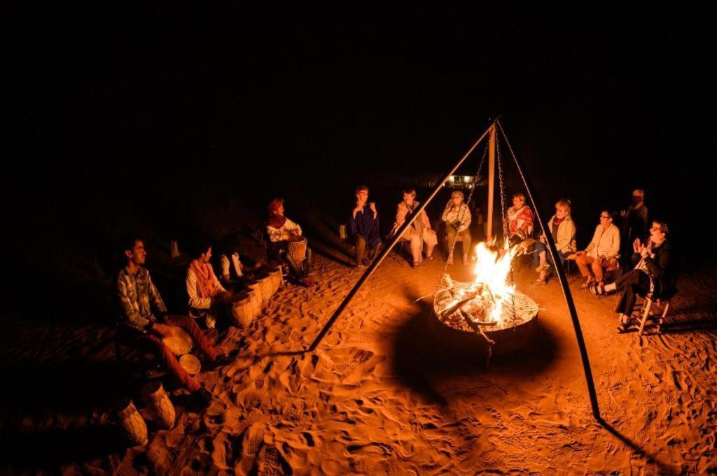 Sunset Camp Мерцуга Екстериор снимка